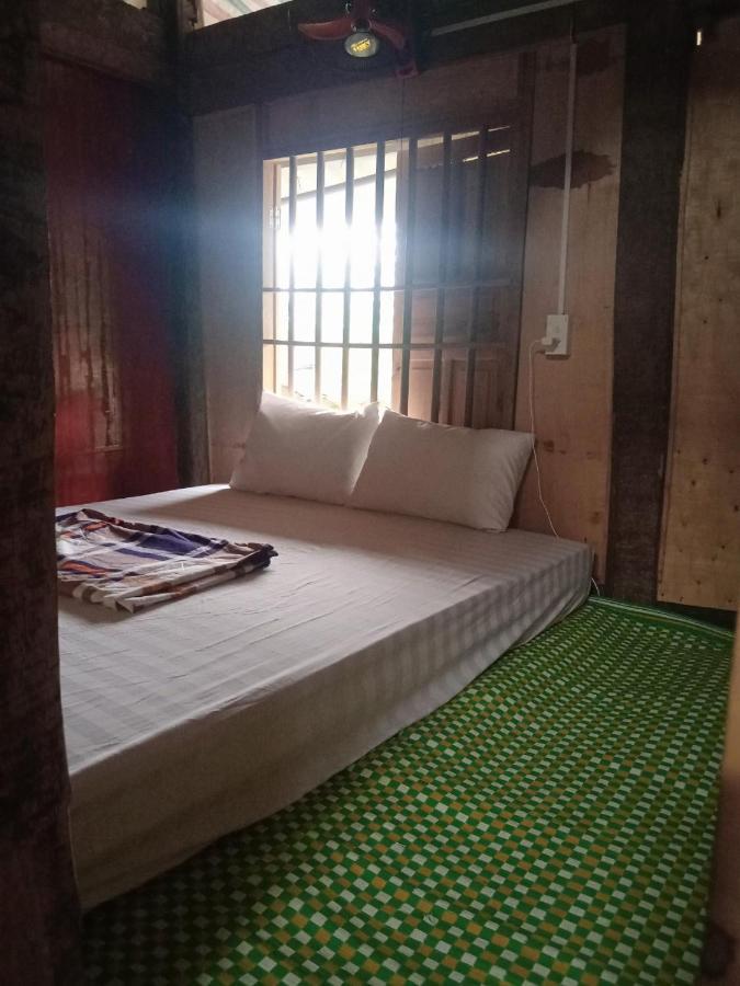 Du Gia Van Chung Homestay Lang Cac Екстер'єр фото