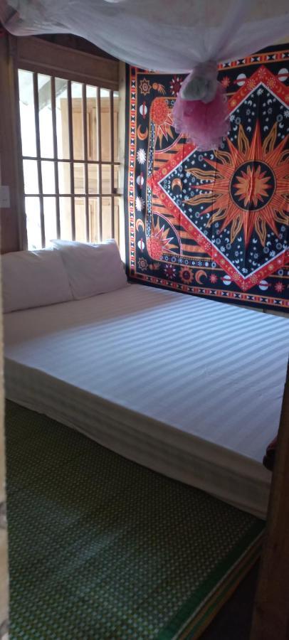 Du Gia Van Chung Homestay Lang Cac Екстер'єр фото