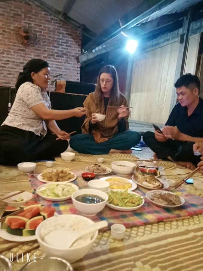 Du Gia Van Chung Homestay Lang Cac Екстер'єр фото