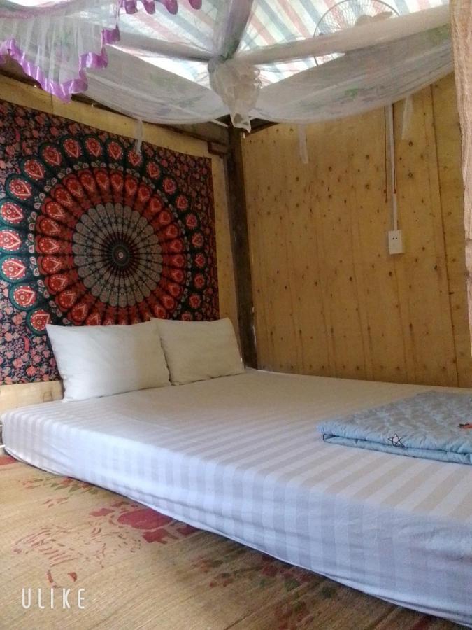 Du Gia Van Chung Homestay Lang Cac Екстер'єр фото